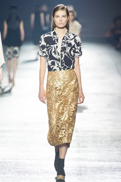 Look 41